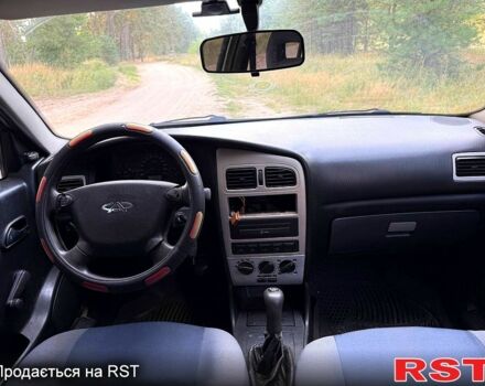 Бежевый Чери Амулет, объемом двигателя 1.6 л и пробегом 175 тыс. км за 1950 $, фото 11 на Automoto.ua