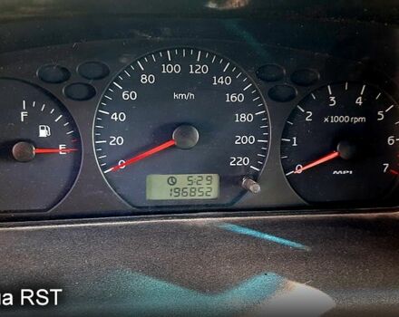 Бежевый Чери Амулет, объемом двигателя 1.6 л и пробегом 196 тыс. км за 1600 $, фото 4 на Automoto.ua