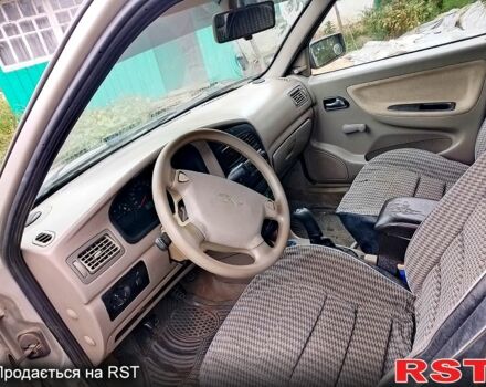 Чери Амулет 2007 в Котельве на Automoto.ua Бежевый Чери Амулет, объемом двигателя 1.6 л и пробегом 205 тыс. км за 1500 $, фото 3 на Automoto.ua