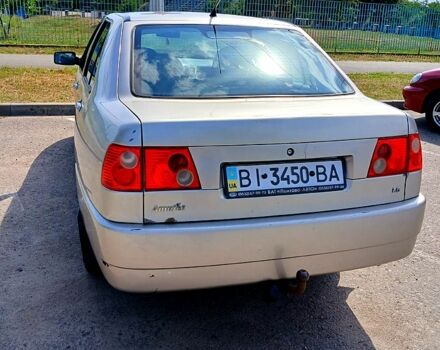 Бежевый Чери Амулет, объемом двигателя 1.6 л и пробегом 200 тыс. км за 1800 $, фото 3 на Automoto.ua