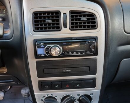 Бежевый Чери Амулет, объемом двигателя 1.6 л и пробегом 151 тыс. км за 1600 $, фото 4 на Automoto.ua