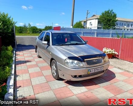 Бежевый Чери Амулет, объемом двигателя 1.6 л и пробегом 180 тыс. км за 1250 $, фото 1 на Automoto.ua