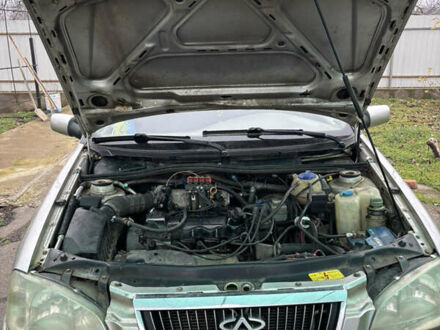 Бежевый Чери Амулет, объемом двигателя 1.6 л и пробегом 250 тыс. км за 1600 $, фото 1 на Automoto.ua