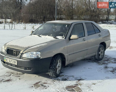 Бежевый Чери Амулет, объемом двигателя 1.6 л и пробегом 246 тыс. км за 1200 $, фото 1 на Automoto.ua