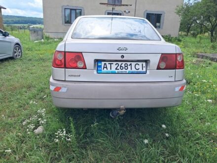 Бежевый Чери Амулет, объемом двигателя 1.6 л и пробегом 175 тыс. км за 1183 $, фото 1 на Automoto.ua