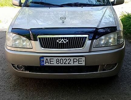 Чери Амулет 2008 в Каменское - Днепродзержинск на Automoto.ua Бежевый Чери Амулет, объемом двигателя 1.6 л и пробегом 217 тыс. км за 1300 $, фото 1 на Automoto.ua