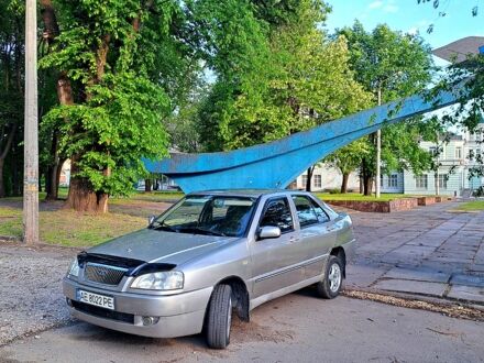 Чери Амулет 2008 в Каменское - Днепродзержинск на Automoto.ua Бежевый Чери Амулет, объемом двигателя 1.6 л и пробегом 217 тыс. км за 1750 $, фото 1 на Automoto.ua