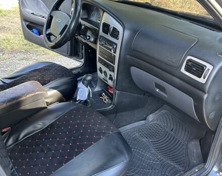Чорний Чері Амулет, об'ємом двигуна 1.6 л та пробігом 211 тис. км за 2600 $, фото 6 на Automoto.ua