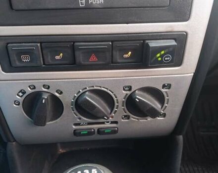 Чери Амулет 2007 в Житомире на Automoto.ua Черный Чери Амулет, объемом двигателя 1.6 л и пробегом 147 тыс. км за 1350 $, фото 18 на Automoto.ua