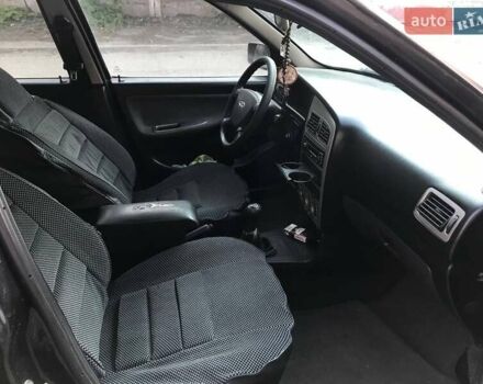 Черный Чери Амулет, объемом двигателя 1.6 л и пробегом 182 тыс. км за 1300 $, фото 7 на Automoto.ua
