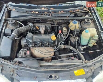 Чорний Чері Амулет, об'ємом двигуна 1.6 л та пробігом 150 тис. км за 950 $, фото 6 на Automoto.ua