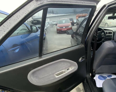 Черный Чери Амулет, объемом двигателя 1.6 л и пробегом 30 тыс. км за 3300 $, фото 7 на Automoto.ua