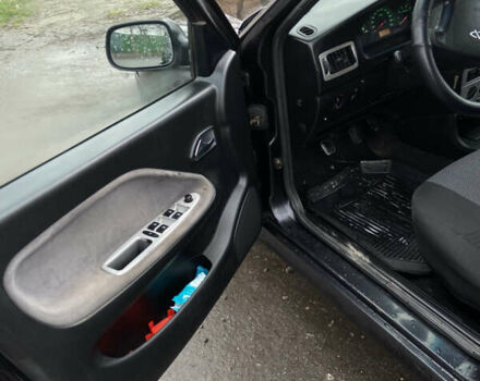 Черный Чери Амулет, объемом двигателя 1.6 л и пробегом 122 тыс. км за 1700 $, фото 11 на Automoto.ua