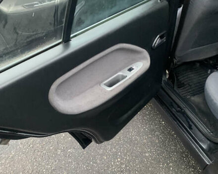 Чорний Чері Амулет, об'ємом двигуна 1.6 л та пробігом 240 тис. км за 1600 $, фото 8 на Automoto.ua