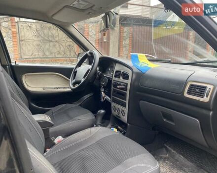 Черный Чери Амулет, объемом двигателя 1.6 л и пробегом 177 тыс. км за 1100 $, фото 6 на Automoto.ua