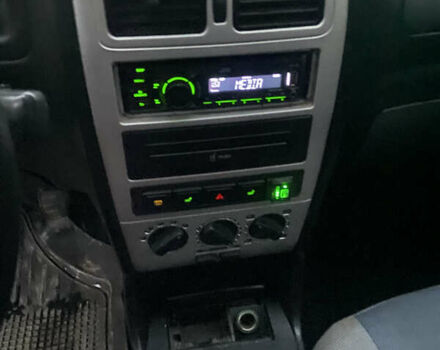 Черный Чери Амулет, объемом двигателя 1.6 л и пробегом 200 тыс. км за 850 $, фото 7 на Automoto.ua