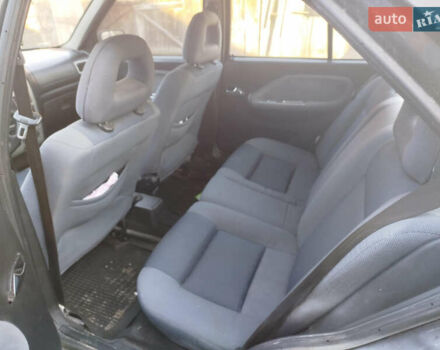 Черный Чери Амулет, объемом двигателя 1.6 л и пробегом 200 тыс. км за 1300 $, фото 6 на Automoto.ua