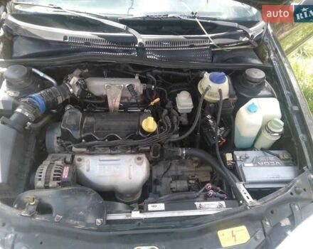 Черный Чери Амулет, объемом двигателя 1.6 л и пробегом 105 тыс. км за 2400 $, фото 9 на Automoto.ua