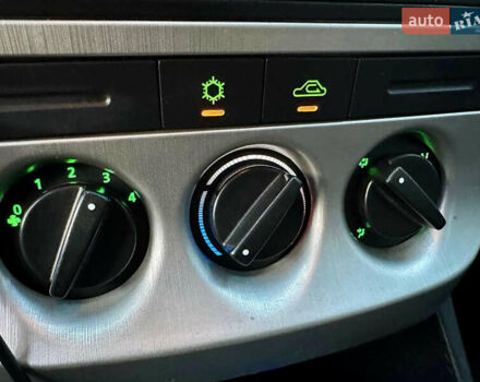 Чорний Чері Амулет, об'ємом двигуна 1.5 л та пробігом 207 тис. км за 2250 $, фото 11 на Automoto.ua