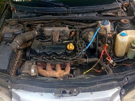 Чорний Чері Амулет, об'ємом двигуна 1.6 л та пробігом 80 тис. км за 1400 $, фото 1 на Automoto.ua