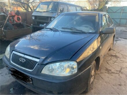 Чорний Чері Амулет, об'ємом двигуна 1.6 л та пробігом 230 тис. км за 1100 $, фото 1 на Automoto.ua