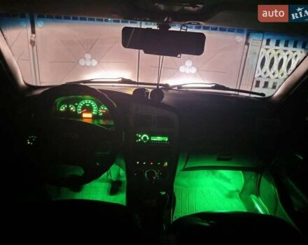 Чері Амулет 2008 у Захарівка (Фрунзівка) на Automoto.ua Сірий Чері Амулет, об'ємом двигуна 1.6 л та пробігом 231 тис. км за 2500 $, фото 19 на Automoto.ua