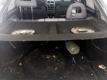 Сірий Чері Амулет, об'ємом двигуна 1.6 л та пробігом 158 тис. км за 1700 $, фото 1 на Automoto.ua