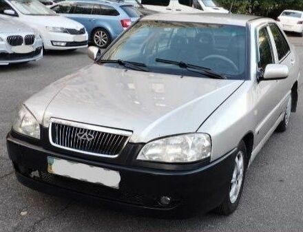 Сірий Чері Амулет, об'ємом двигуна 1.6 л та пробігом 95 тис. км за 1800 $, фото 1 на Automoto.ua