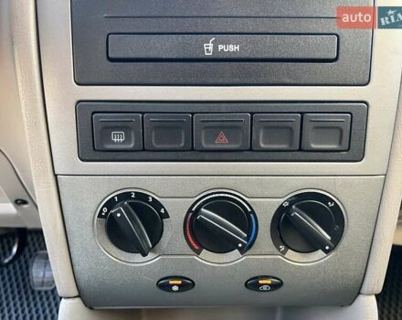 Синий Чери Амулет, объемом двигателя 1.6 л и пробегом 16 тыс. км за 4200 $, фото 14 на Automoto.ua