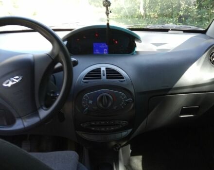 Белый Чери Бит, объемом двигателя 1.3 л и пробегом 112 тыс. км за 3700 $, фото 4 на Automoto.ua