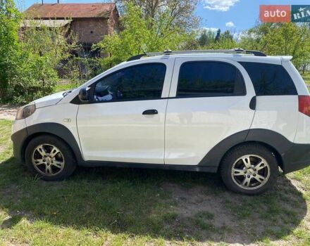 Білий Чері Біт, об'ємом двигуна 1.3 л та пробігом 135 тис. км за 3200 $, фото 4 на Automoto.ua