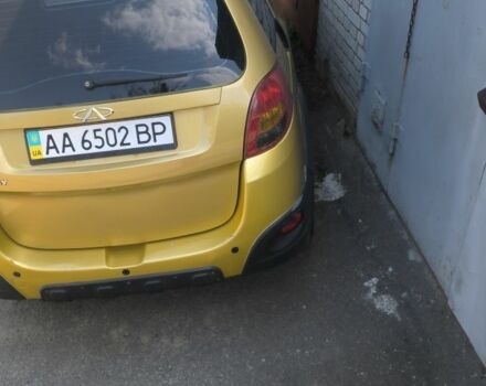 Желтый Чери Бит, объемом двигателя 1.3 л и пробегом 220 тыс. км за 2950 $, фото 3 на Automoto.ua