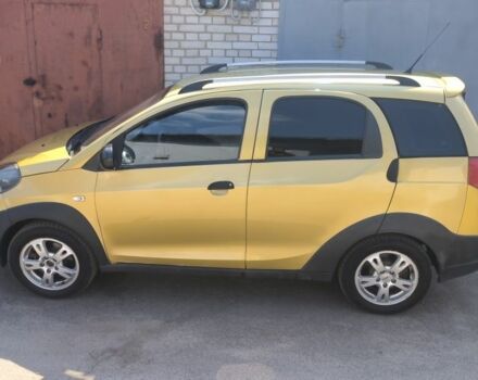 Желтый Чери Бит, объемом двигателя 1.3 л и пробегом 220 тыс. км за 2950 $, фото 2 на Automoto.ua