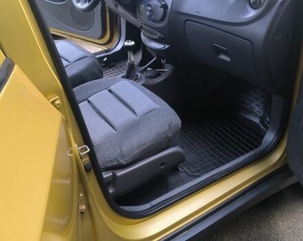 Желтый Чери Бит, объемом двигателя 1.3 л и пробегом 220 тыс. км за 2950 $, фото 7 на Automoto.ua