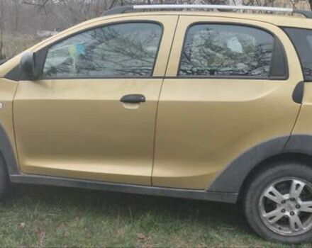 Желтый Чери Бит, объемом двигателя 1.3 л и пробегом 49 тыс. км за 3300 $, фото 1 на Automoto.ua