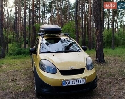 Желтый Чери Бит, объемом двигателя 1.3 л и пробегом 90 тыс. км за 3500 $, фото 1 на Automoto.ua