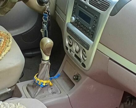 Красный Чери Другая, объемом двигателя 1.3 л и пробегом 224 тыс. км за 1596 $, фото 3 на Automoto.ua