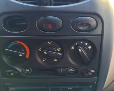 Желтый Чери Другая, объемом двигателя 1.1 л и пробегом 70 тыс. км за 2800 $, фото 3 на Automoto.ua