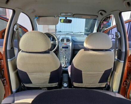 Жовтий Чері Інша, об'ємом двигуна 0 л та пробігом 130 тис. км за 2350 $, фото 4 на Automoto.ua