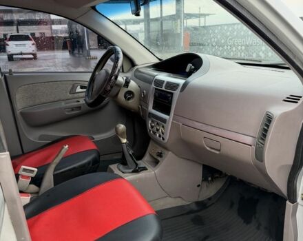 Серый Чери Другая, объемом двигателя 1.3 л и пробегом 183 тыс. км за 2800 $, фото 5 на Automoto.ua