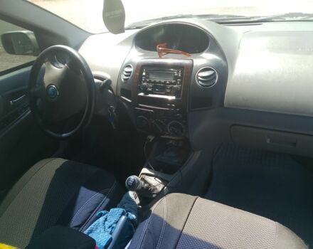 Сірий Чері Інша, об'ємом двигуна 1.6 л та пробігом 240 тис. км за 2000 $, фото 4 на Automoto.ua