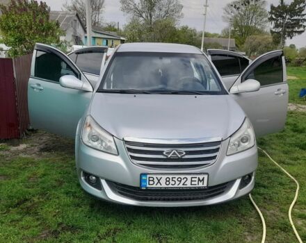 Сірий Чері Інша, об'ємом двигуна 1.5 л та пробігом 200 тис. км за 3200 $, фото 1 на Automoto.ua