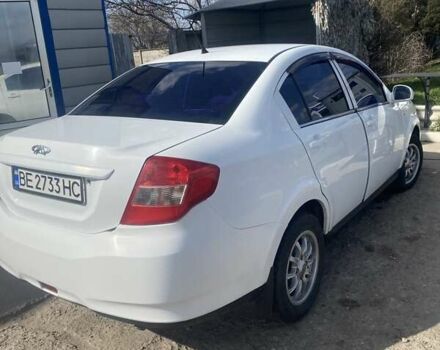 Белый Чери Е5, объемом двигателя 1.5 л и пробегом 60 тыс. км за 3600 $, фото 2 на Automoto.ua