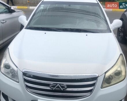 Белый Чери Е5, объемом двигателя 1.5 л и пробегом 254 тыс. км за 3000 $, фото 1 на Automoto.ua
