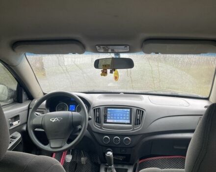 Черный Чери Е5, объемом двигателя 1.5 л и пробегом 200 тыс. км за 1800 $, фото 8 на Automoto.ua