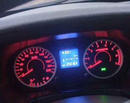 Чорний Чері Е5, об'ємом двигуна 1.5 л та пробігом 250 тис. км за 3400 $, фото 7 на Automoto.ua