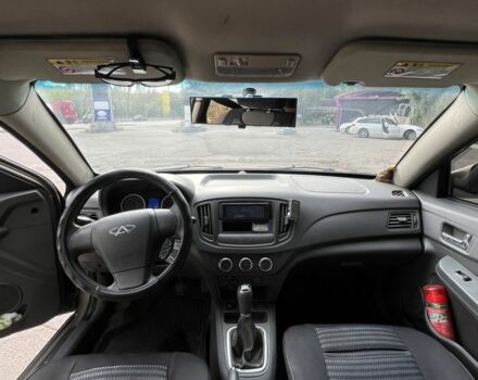 Коричневый Чери Е5, объемом двигателя 1.5 л и пробегом 203 тыс. км за 4000 $, фото 5 на Automoto.ua