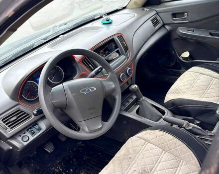 Чери Е5, объемом двигателя 1.5 л и пробегом 110 тыс. км за 2000 $, фото 3 на Automoto.ua