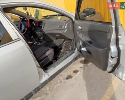 Сірий Чері Е5, об'ємом двигуна 1.5 л та пробігом 117 тис. км за 3200 $, фото 3 на Automoto.ua