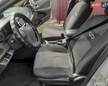 Серый Чери Е5, объемом двигателя 1.5 л и пробегом 196 тыс. км за 3200 $, фото 5 на Automoto.ua